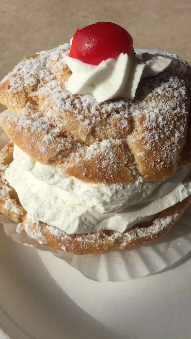Mazzetti's Bakery Picture 1