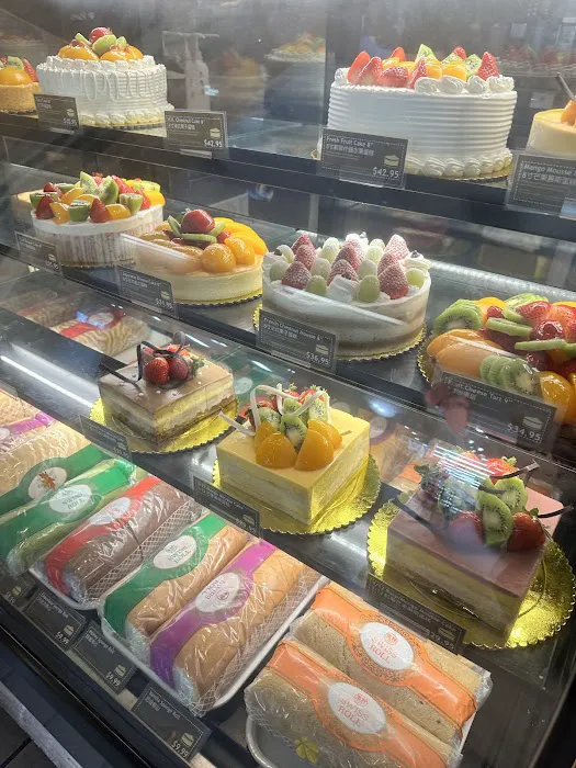 Sheng Kee Bakery #7 - Skyline Plaza Picture 3