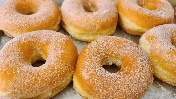 Royal Donut Shop Picture 5