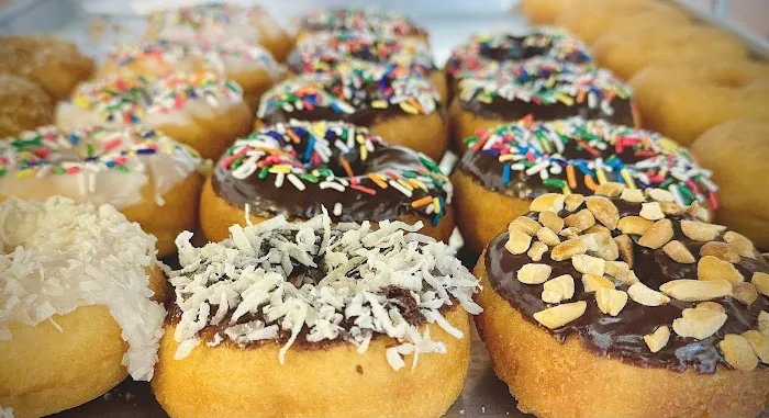 Royal Donut Shop Picture 1