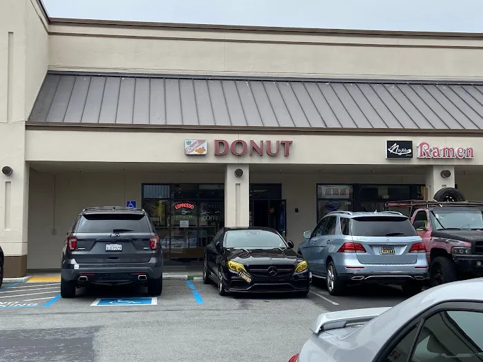 Royal Donut Shop Picture 2