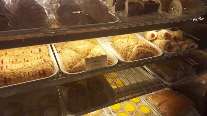 Mc Garden Coffee & Bakery Picture 1