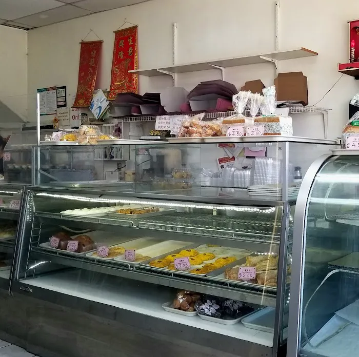 A-1 Geneva Bakery Picture 3