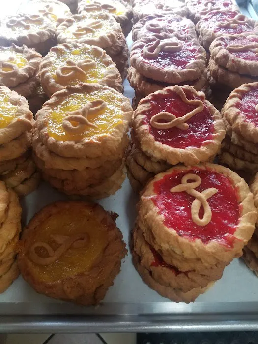 Pacita's Salvadorian Bakery Picture 1