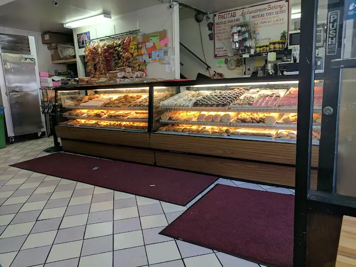 Pacita's Salvadorian Bakery Picture 3