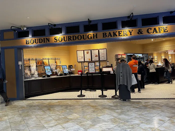 Boudin Bakery Cafe Picture 4