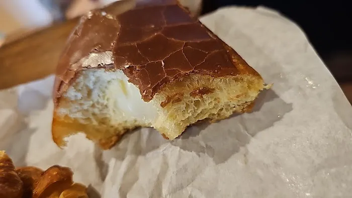 Creighton's American Bakery Picture 5