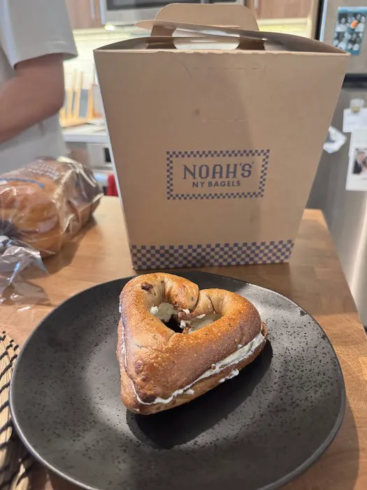 Noah's NY Bagels Picture 4