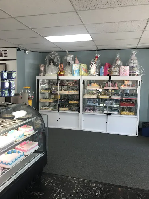 Lelenitas Cakes Inc Picture 7
