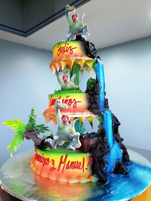 Lelenitas Cakes Inc Picture 10
