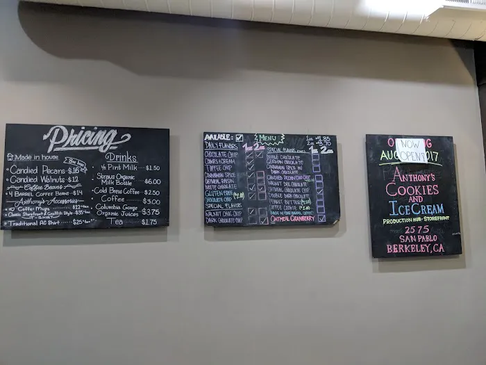 Anthony's Cookies Picture 5