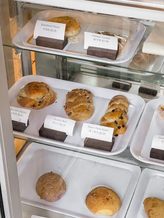 Pineapple King Bakery - San Francisco Picture 3