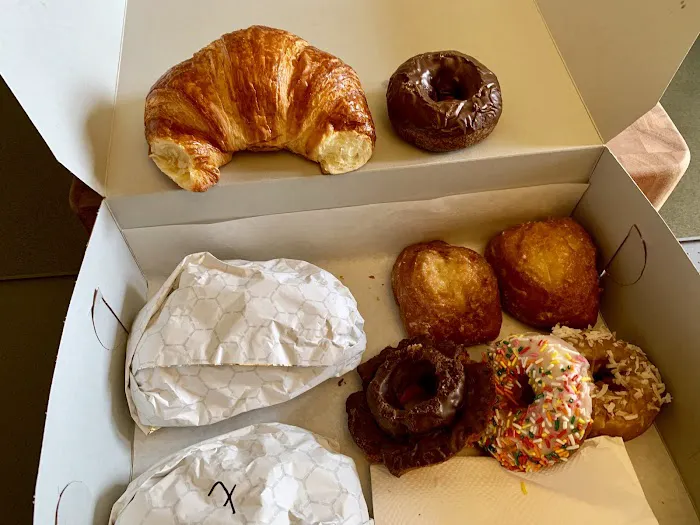 Uncle Benny's Donut & Bagel Picture 7