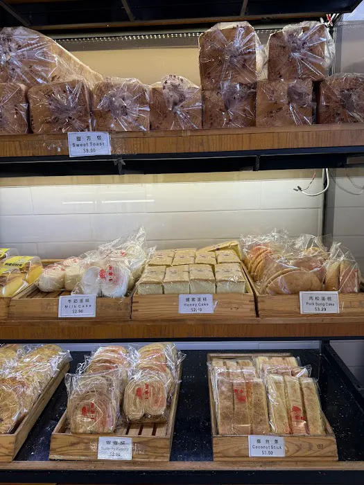 Sunny Wheatfield Cafe Picture 3