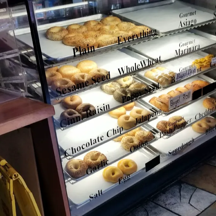 Family Posh Bagel SF Picture 10
