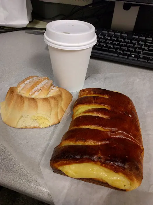 La Mexicana Bakery Picture 6
