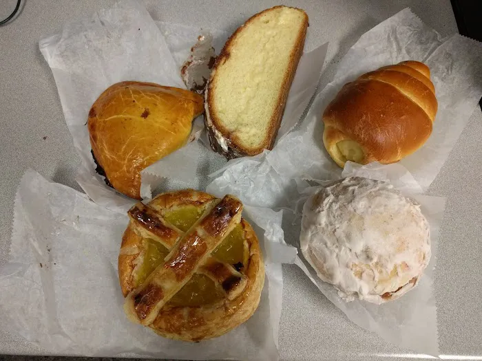 La Mexicana Bakery Picture 5