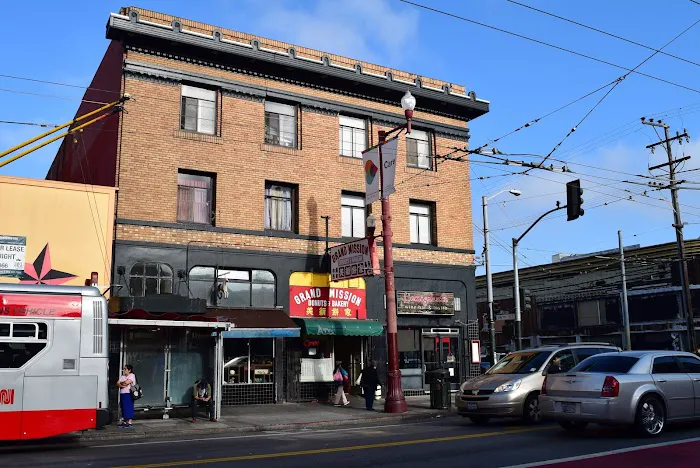Grand Mission Donuts & Bakery Picture 7