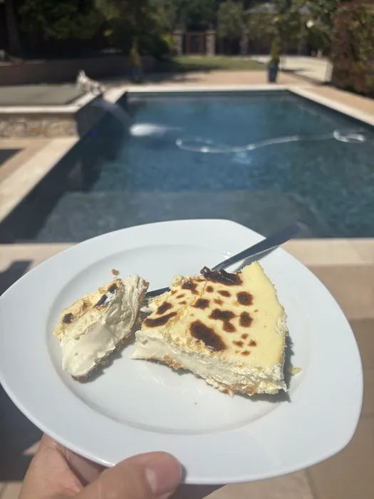 Baiak - Basque Cheesecake Picture 3