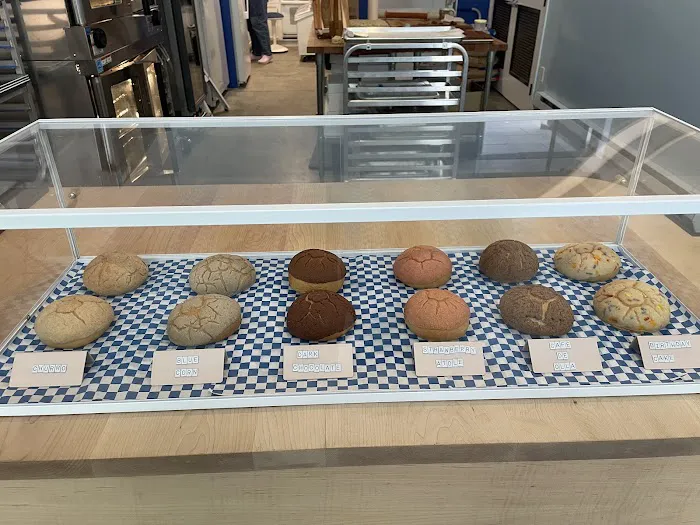 Florecita Panaderia Picture 7