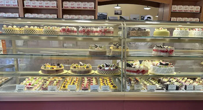 Schubert's Bakery Picture 8