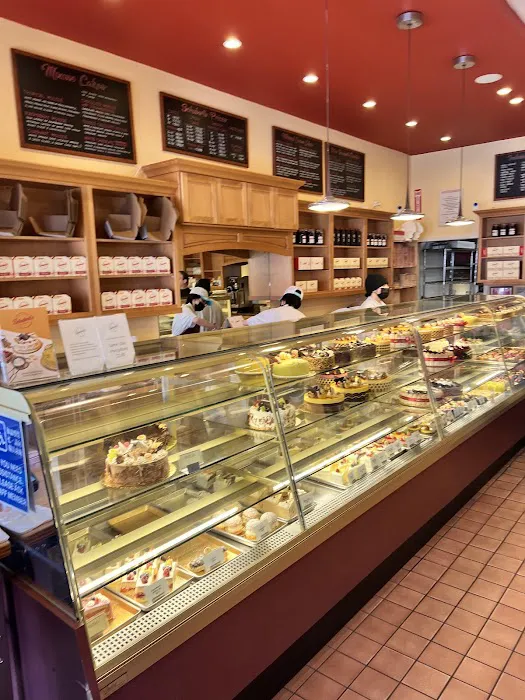Schubert's Bakery Picture 2