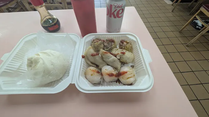 Wing Lee Bakery Picture 1