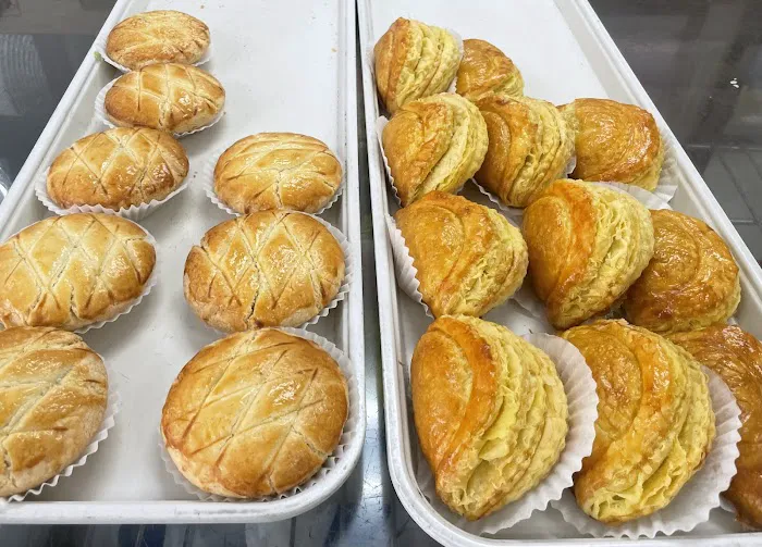 Red House Bakery and Cafe Picture 1