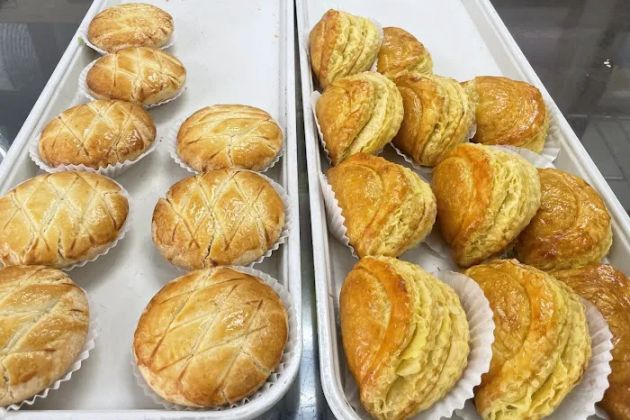 Red House Bakery and Cafe