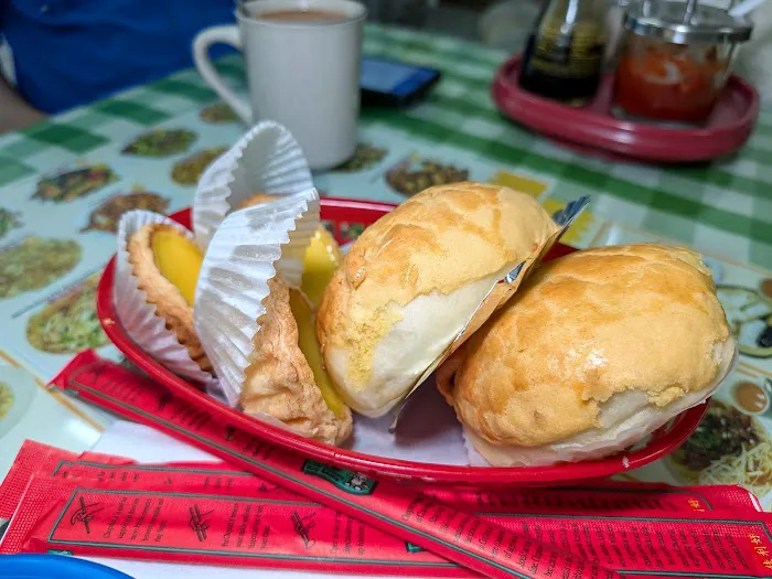 Red House Bakery and Cafe Picture 3