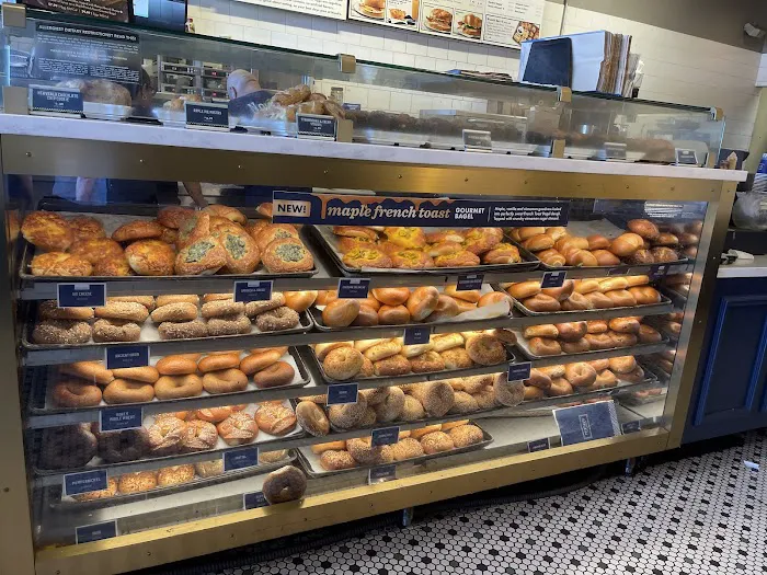 Noah's NY Bagels Picture 5