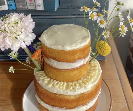 Molly Troedson Cake Studio