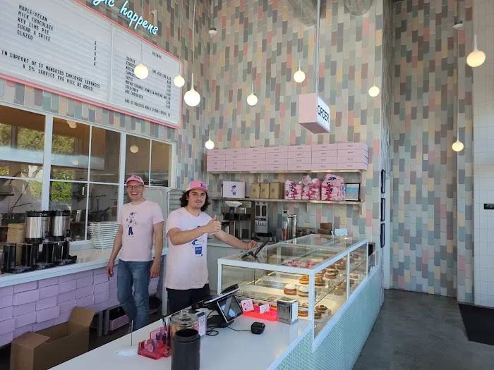 Magic Donuts & Coffee Picture 6
