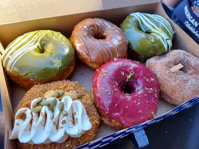 Magic Donuts & Coffee Picture 5