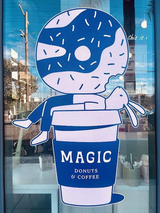 Magic Donuts & Coffee Picture 4