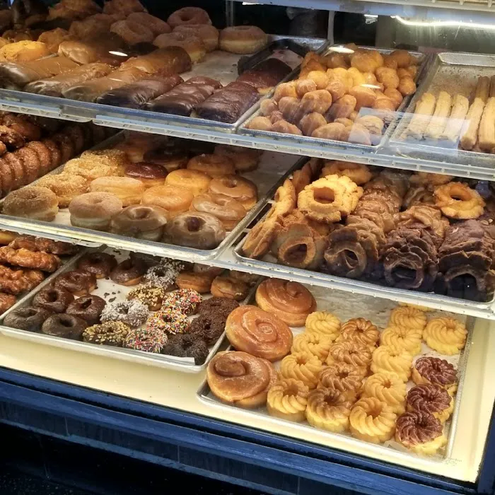 Gateway Croissant Picture 7