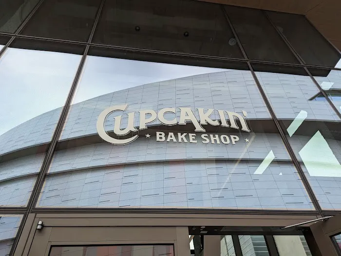 Cupcakin' Bake Shop Picture 8