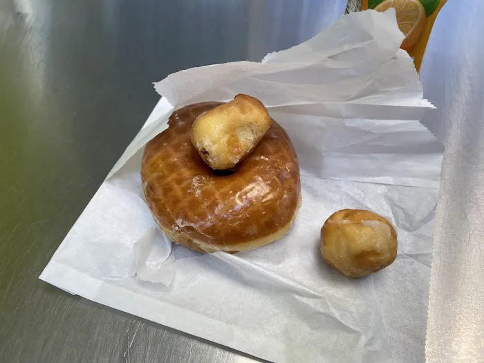 Golden Gate Donuts Picture 10