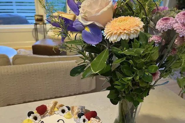 L.H.Bakeshop