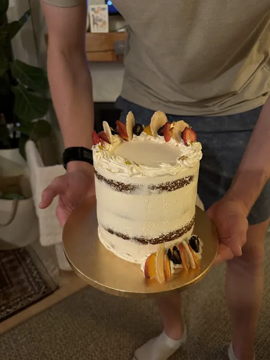 L.H.Bakeshop Picture 9