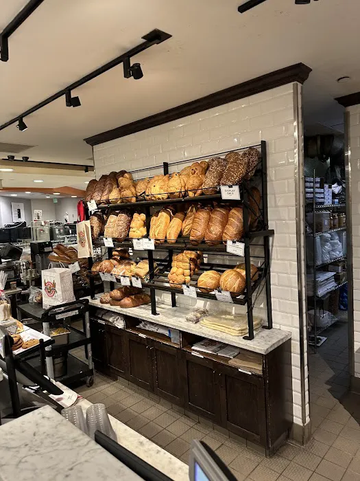 Boudin Bakery Cafe Picture 9
