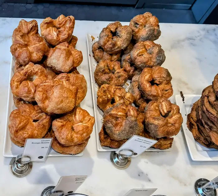 b. patisserie Picture 8