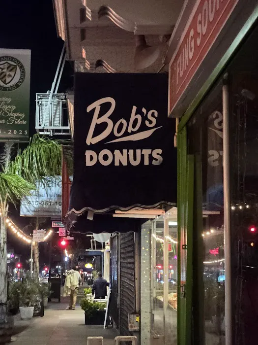 Bob's Donut & Pastry Shop Picture 1