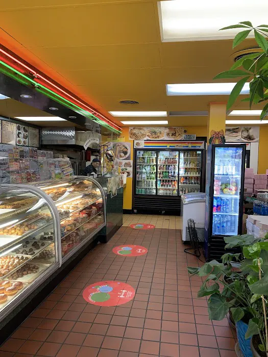 Happy Donuts-Van Ness Ave Picture 3