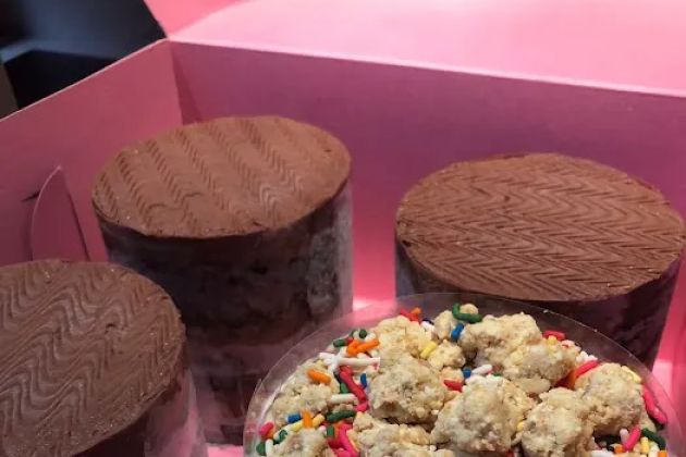 Oh La La Cake Creations