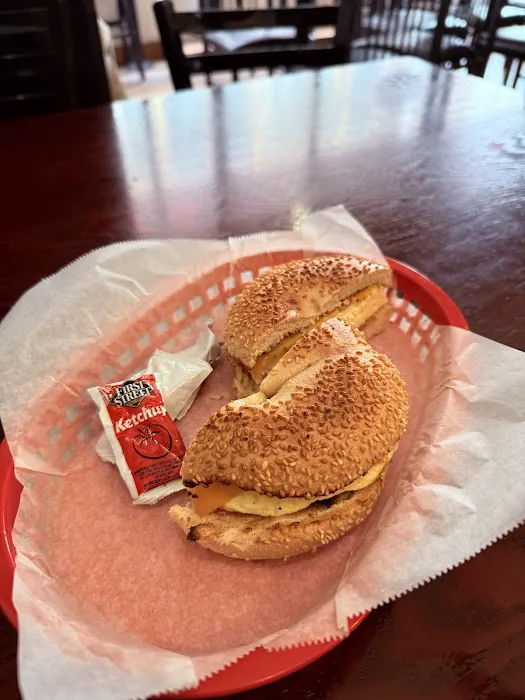 Posh Bagel Picture 6