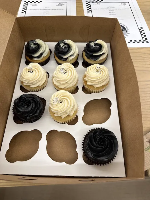 La Luna Cupcakes Picture 1