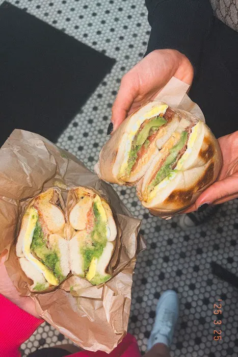 Noah's NY Bagels Picture 6