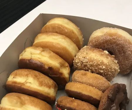 Happy Donuts