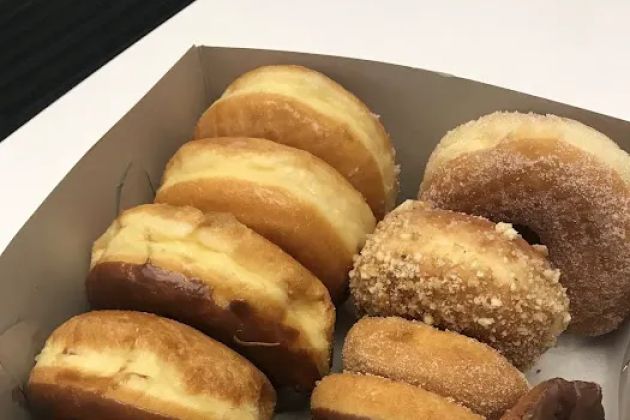 Happy Donuts